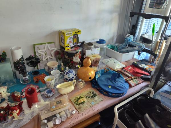 Yard sale photo