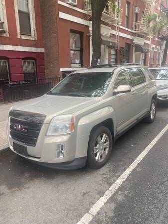 2013 GMC terrain SLT $3,900 - $3,900 (Midtown)63614274958851121