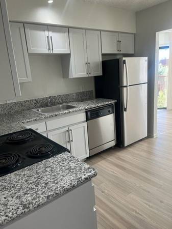 $1,387 / 2br - 1125ft2 - PLANO 2X2 (ESTÁNDAR MARRÓN) DISPONIBLE AHORA!! (¡MUDANZA INMEDIATA!) (TUCSON (NO))63675031384321123