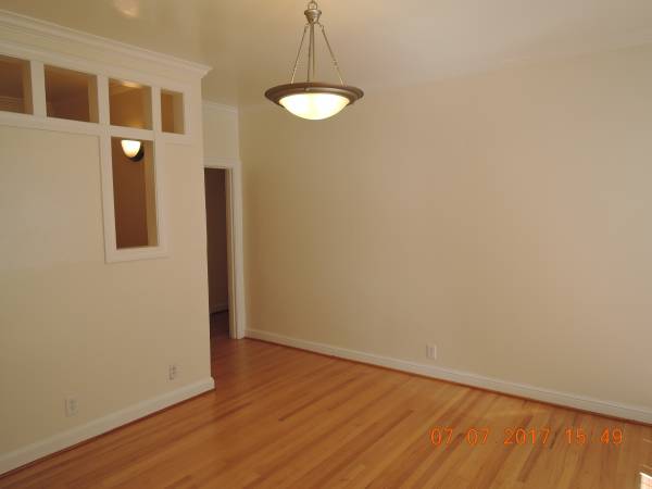$1,895 / 1br - Un dormitorio+oficina, pisos de madera, lavavajillas, estufa de gas, estacionamiento (oakland lake merritt / grand)63861101085955121