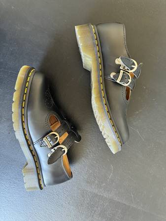 Dr. Martens Shoes - $60 (La Jolla)63471473584513123