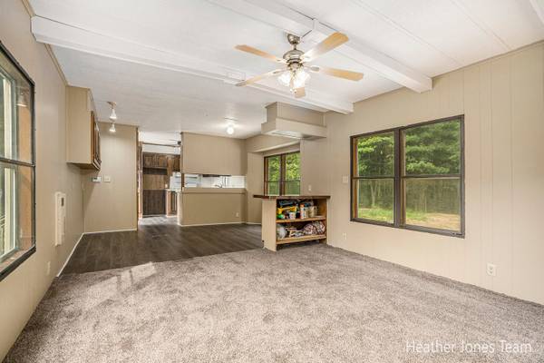 $124,500 2-bed home on 2.4 acres with LAND CONTRACT TERMS AVAILABLE! (Morley, MI)64308911377667123