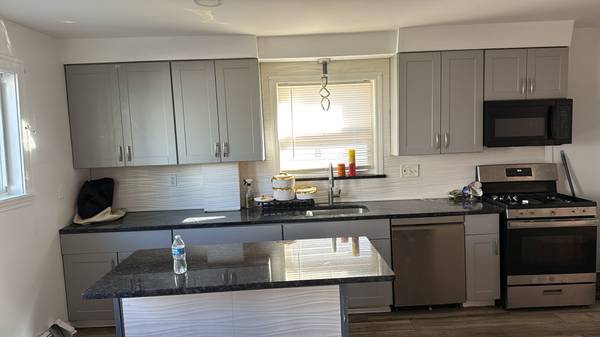 $900 / 1br - Beautiful room for rent in nice area in lynn (Lynn)63828406806147123