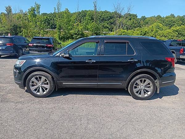 2018 Ford Explorer Limited AWD 3rd row seat 3.5L 6cyl leather sunroof - $17995.0063442723491715121