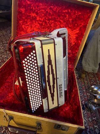 Accordion 1