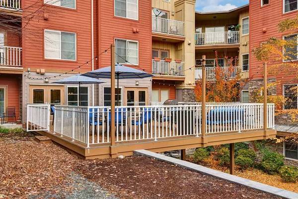 $2,172 / 1br - 792ft2 - Convenient, comfortable senior 1 bed, 1 bath in Redmond (Redmond)63808130970497123