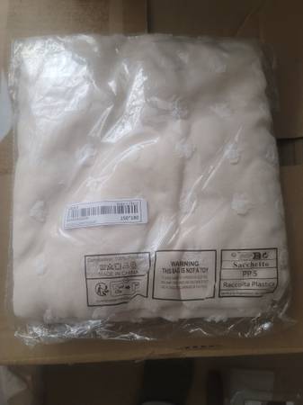 Curtains-Made in Asia- 4 x 6 Sheets - 12 Sealed Bags -Never Used - New 1