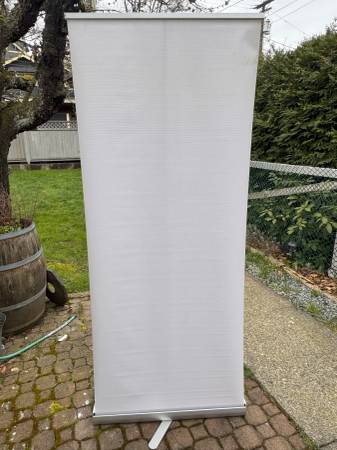 Vertical Banner/Sign/Projector Screen 1