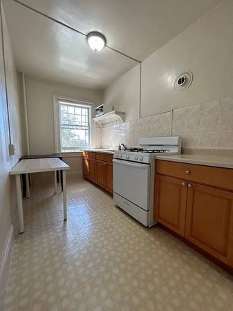 $1,785 Spacious, Studio , One Bath Unit. (berkeley)64000751460353124