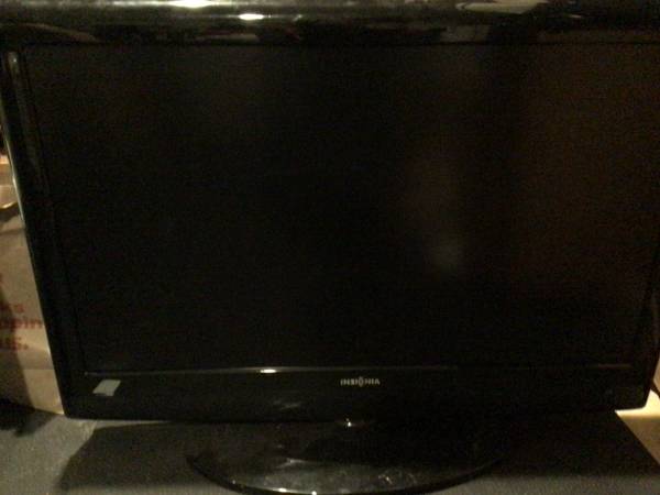 37” Insignia TV 1