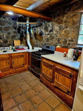 Habitación en alquiler por $900 con baño privado (Ojo Caliente)63659815671553123
