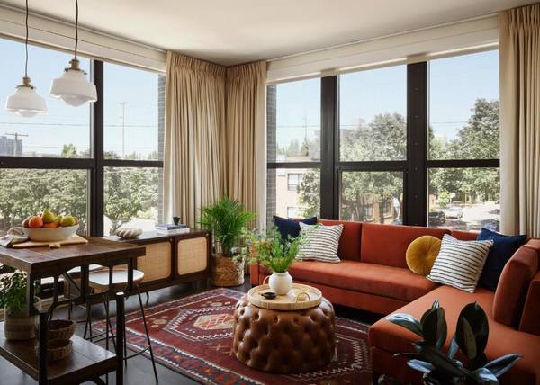 $2,035 / 1br - 558ft2 - Impresionantes 1 y 1 BR: Cocinas de cuarzo, piscina en la azotea, listo para mascotas (Buckman)63831753408769124
