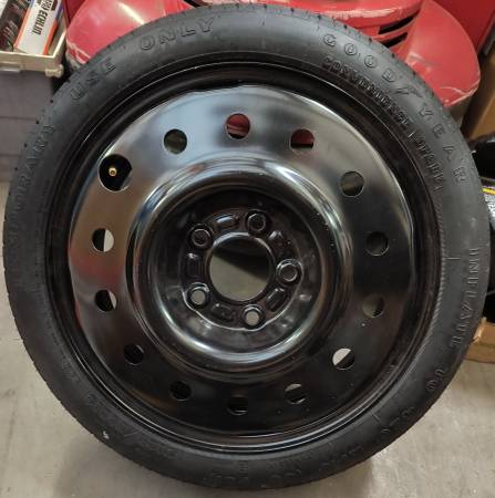 Goodyear T125/70/D16 Temporary Spare & Jack Set Chevy Buick Cadillac 1