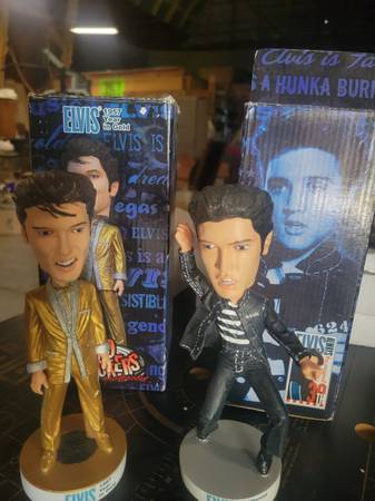 Elvis Bobble Head Dolls With Boxes 1