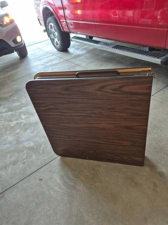 Folding banquet table 1