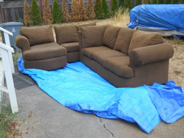 6' X 7' SOFA SECTIONAL  DARK BROWN KND OF TWEED CLOTH FREE 1