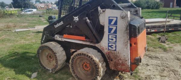 Bobcat skid loader 1