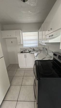 $1,455 / 1br - **PROMO FOR OCT $500 FOR 1ST MONTH-2245 MADISON ST $1,455** (HOLLYWOOD)64049278813313124