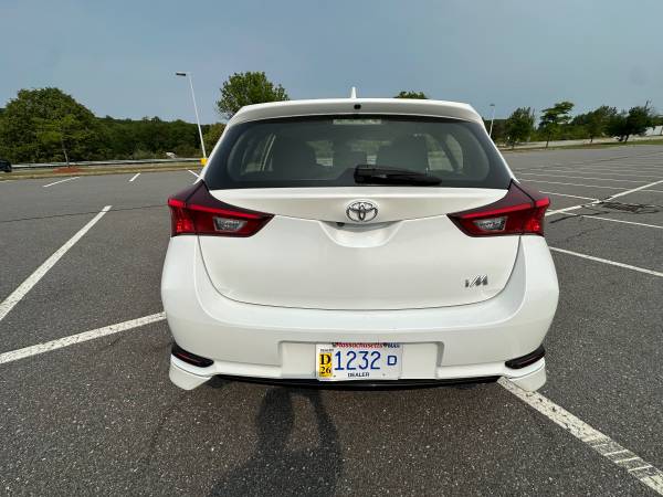 2017 Toyota Corolla IM GORGEOUS!!!! - $13,999 (Northborough)63615372421249122