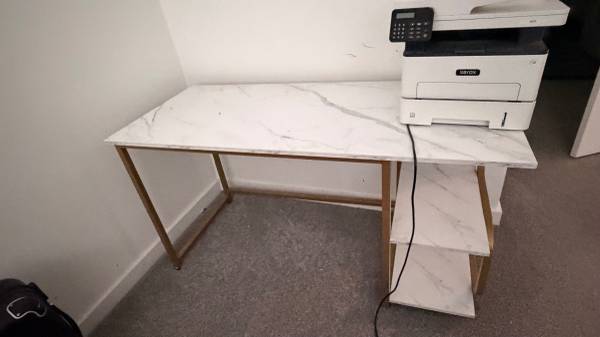 Computer desk 1