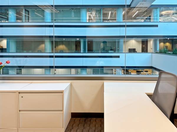 $1,459 Need an office by the Loop? We have the PERFECT one at 203 N. Lasalle! (Chicago)63960012756099121