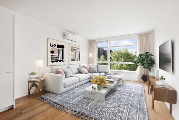$4,677 / 3br - 1207ft2 - Weekly On Site Farmers Market, Multiple Cabinet Finishes (Broadway)63850637595521120