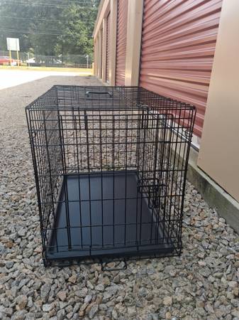 Dog crate 1