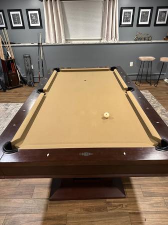 Brunswick Treviso Pool Table (8ft) 1