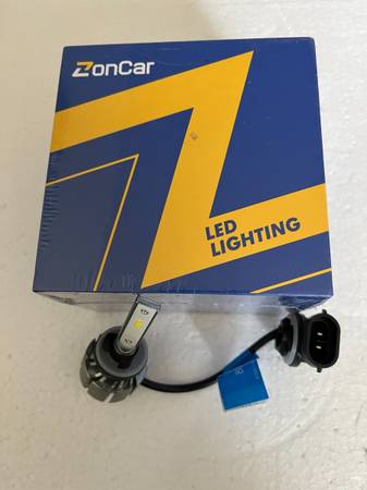 New Pair of #881 LED Fog or Driving Lights 1