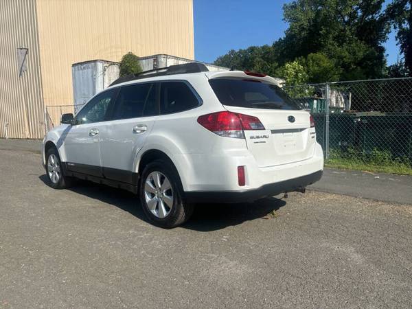 (NO DLR FEE) 2011 Subaru Outback 3.6R Limited (Financiamos) - $4.950 (CARMEL NY/DANBURY LLAME AL 203 231 1817)63436937178753123