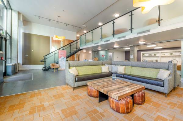 $2,104 / 506ft2 - in Seattle WA, Studio/1B, Microwave (905 Dexter Ave N, Seattle, WA)63866941291779120