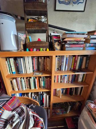 Huge Library of Books $5-10 for books and $15 & up for coffee table bo 1