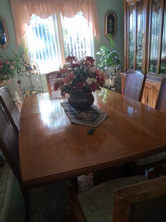 Solid Wood Dining Room Set 1