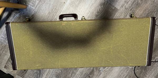 Tweed Strat/tele case 1