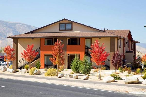 $1,586 / 2br - 1008ft2 - Everything you want and MORE! 1008 sq ft 2 bed, 2 bath available! (Reno)63682237753985123