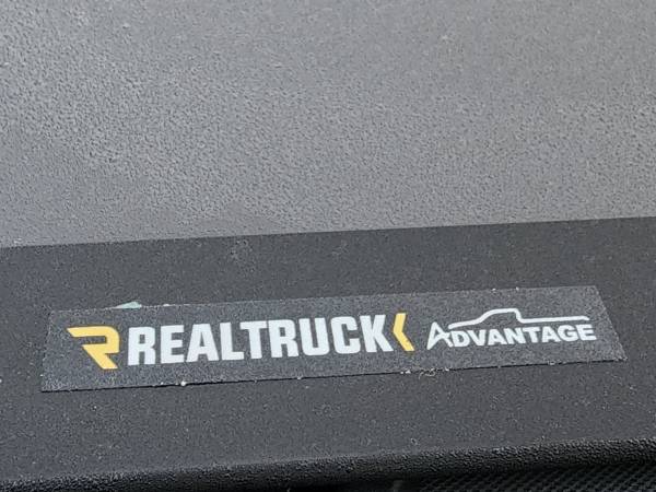 Truck Tri-fold hard Tonneau cover 1