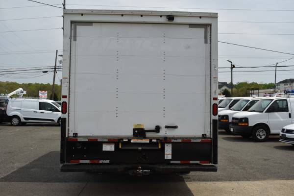 2021 Ford E-Series E-350 SD Commercial/Cutaway/Chassis 138-176 in. WB - $30,995 (Manassas)63616364310017124
