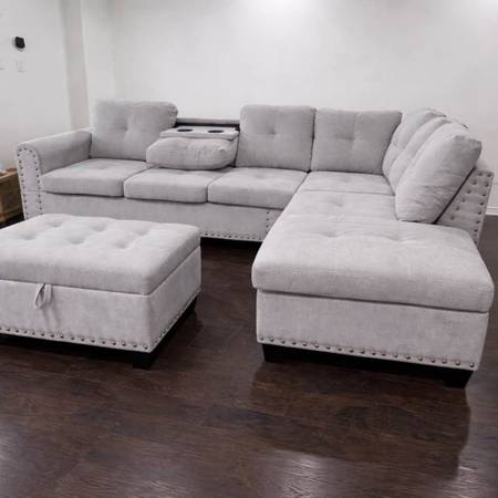 Modren all sizes sectional couches are available!!! Take it ASAP✅ 1