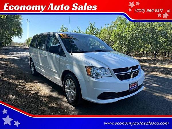2017 Dodge Grand Caravan SE 4dr Mini Van 1