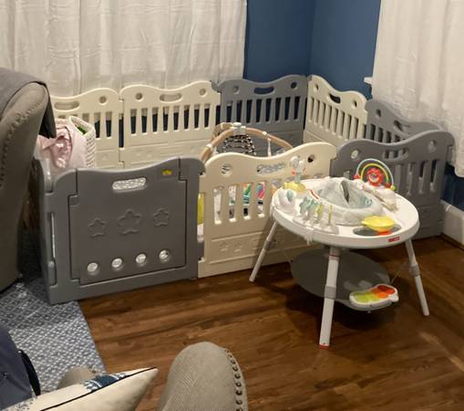 Baby Care Play Mat Funzone Play Pen - Mt Lookout 1