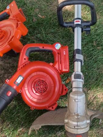 Black and Decker weed eater and blowers 1