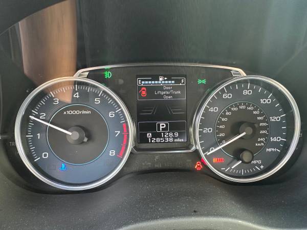 Suburu Crosstrek - $14,000 (Stanwood Wa.)63623310593665124