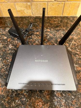 NETGEAR NIGHTHAWK AC1900 SMART WIFI ROUTER MODEL R7000 1