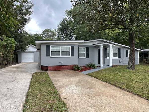 Beautifully remodeled 3-bedroom, 2-bathroom home 1