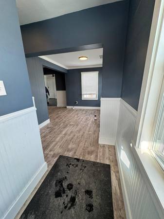$2400.00 / 3br - 1300ft2 - 3 Bedroom, 1.5 Bath, Laundry and Parking63931922806658124