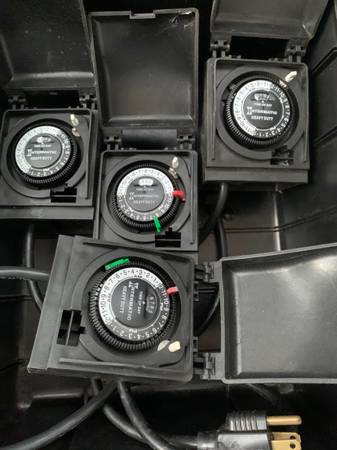 Intermatic P1121 Outdoor Mechanical Plug-In Timer with Built-In Enclos 1