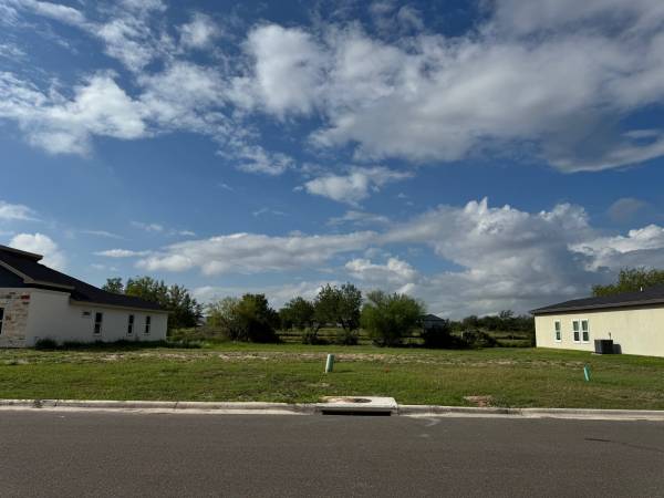 $62,000 / 6608ft2 - **2 Lots Available at Cedar Ridge South ** (Alton)64198895966465121