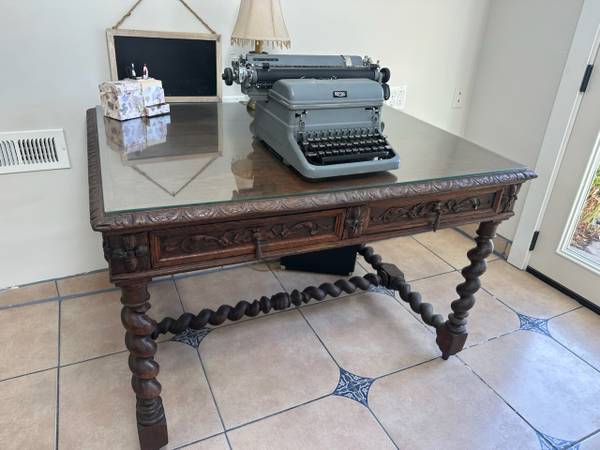 Antique Desk 1