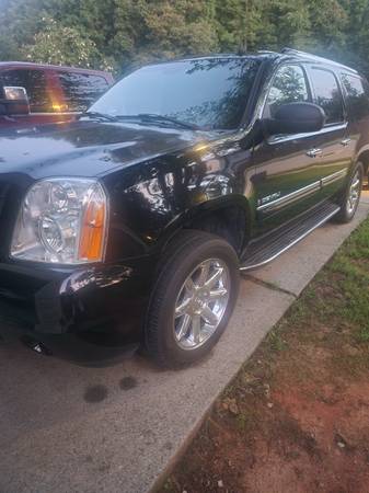 2007 GMC Yukon Denali XL - $8,00063620313635075121
