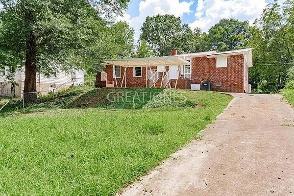 $900 / 3br - 1000ft2 - ¡NUEVO HOGAR RECIENTEMENTE REMODELADO CERCA DE TIENDAS Y MUCHO MÁS! (Inman)63661239060865121